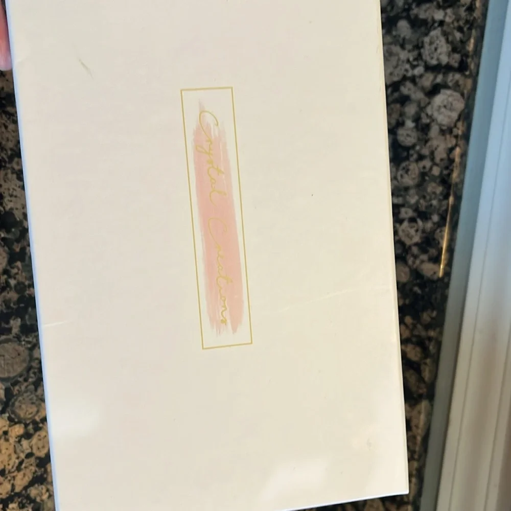 Like new - sturdy rose gold 15 cake topper with keepsake box
